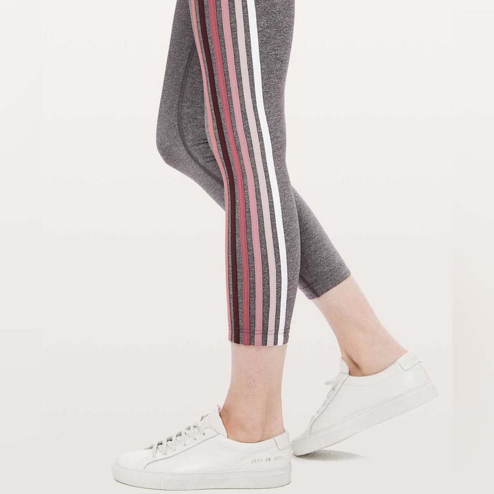 Lululemon Take A Hint 7/8 Tight *25" - Picture 2 of 9